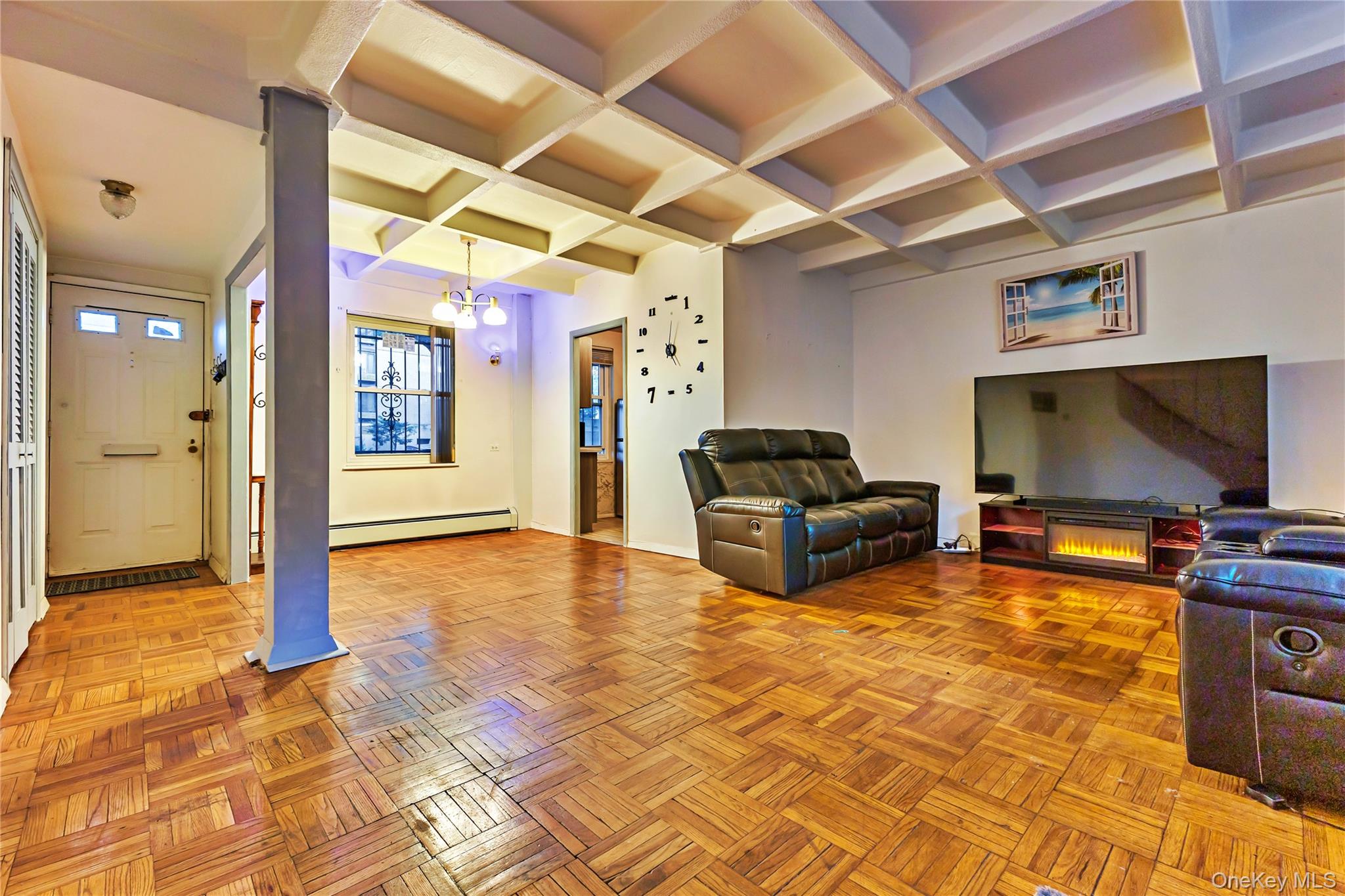 #1 photo, 80-14 150 Street, クイーンズ区 Briarwood , NY 11435