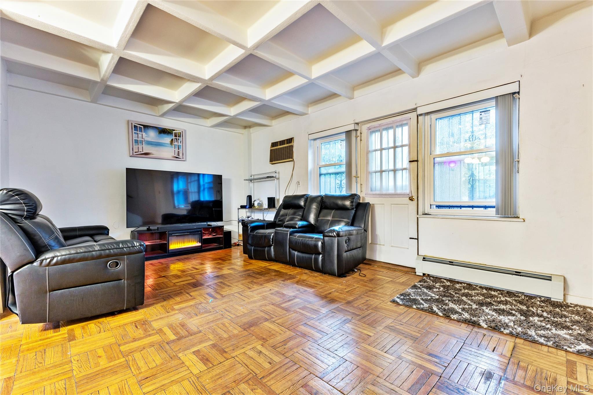 #3 photo, 80-14 150 Street, クイーンズ区 Briarwood , NY 11435