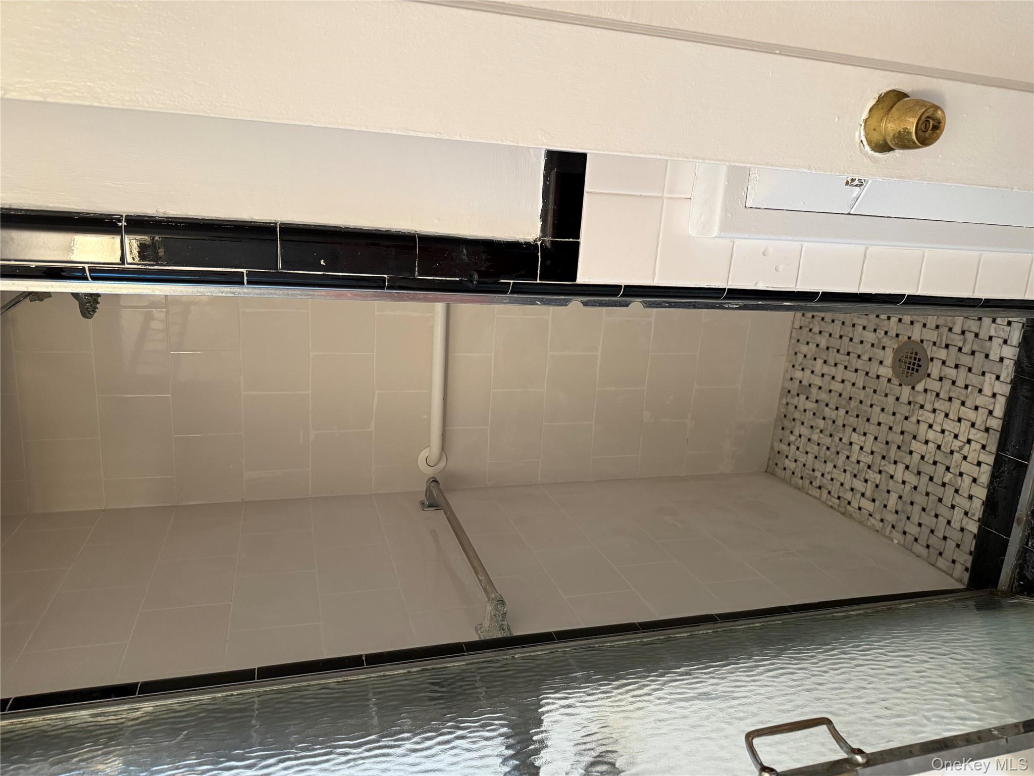 #4 photo, 55 Grand Avenue Avenue, Rockville Centre , NY 11570