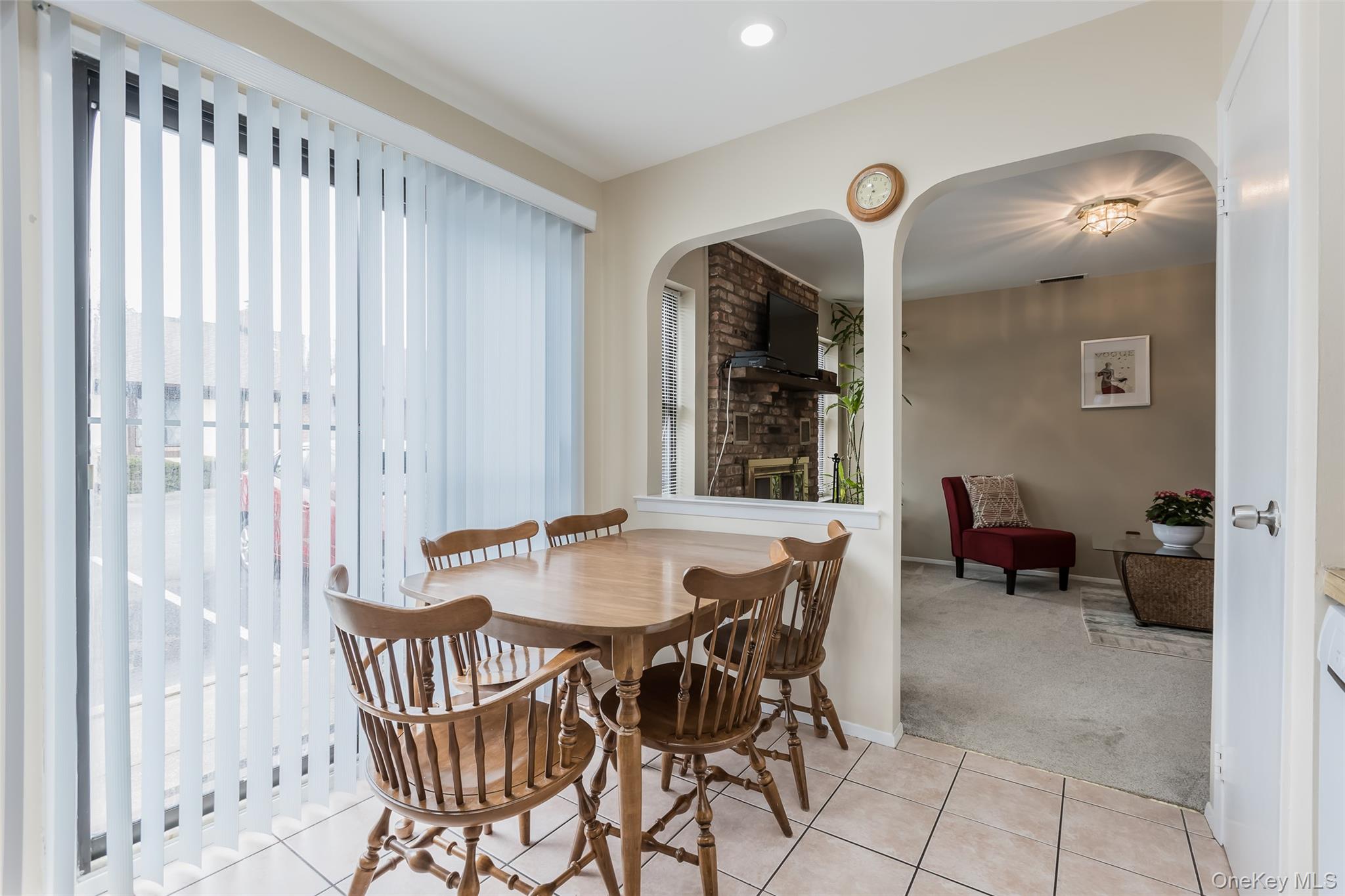 #12 photo, 6 Woodcreek Court, サフォーク郡 Deer Park , NY 11729