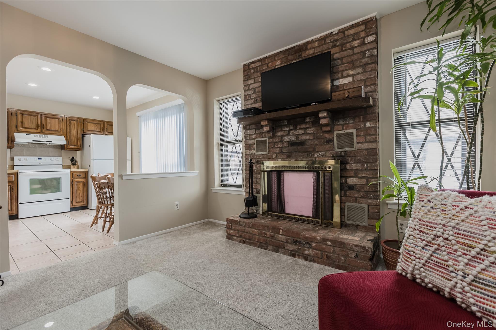 #15 photo, 6 Woodcreek Court, サフォーク郡 Deer Park , NY 11729