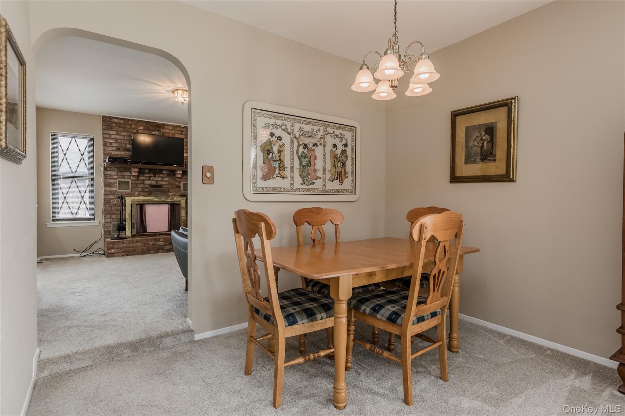 #8 photo, 6 Woodcreek Court, サフォーク郡 Deer Park , NY 11729