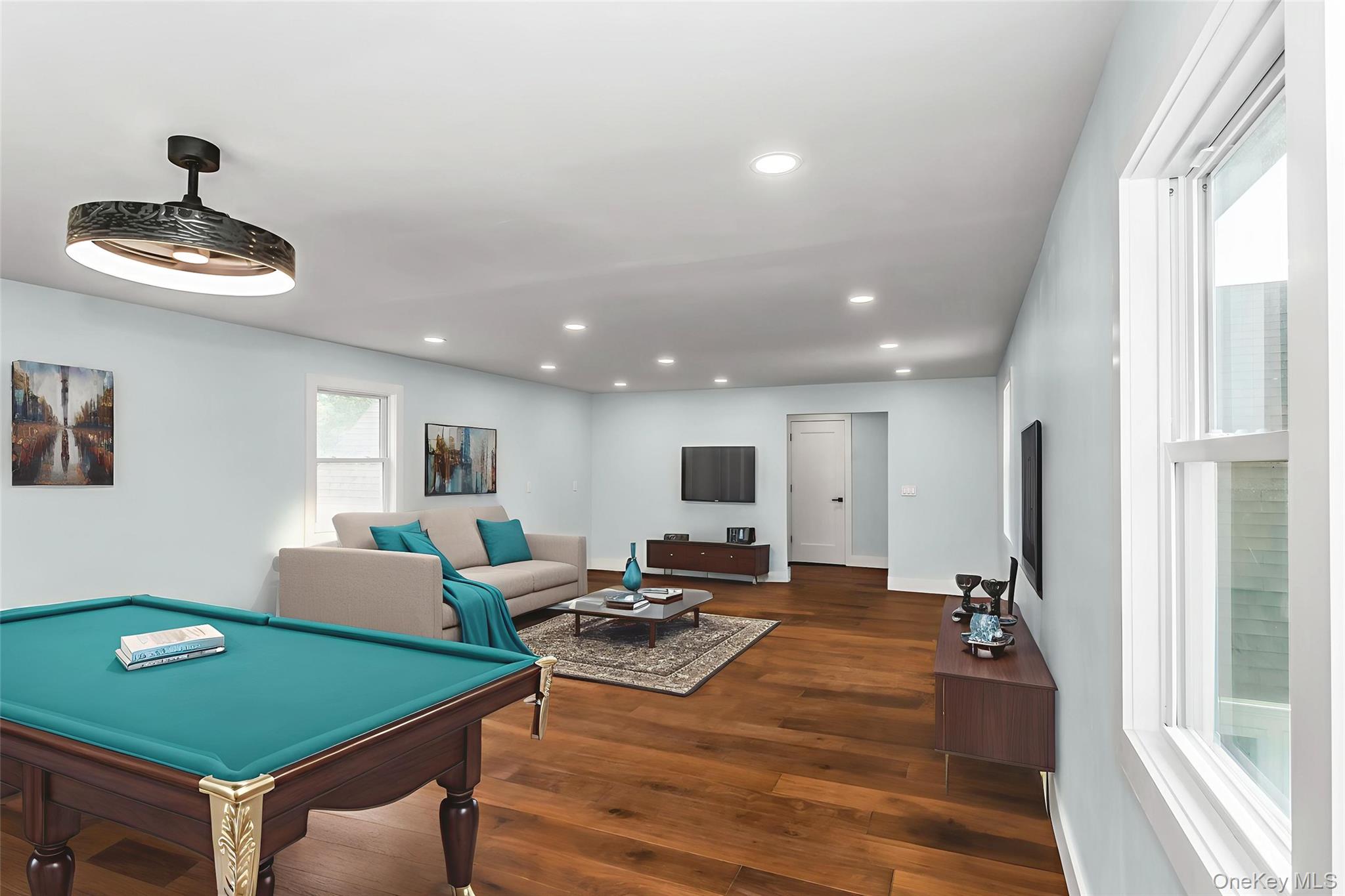 #11 photo, 907 Pearl Street, Bohemia , NY 11716