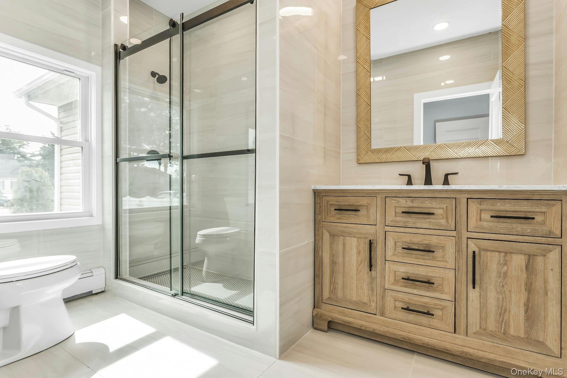 #13 photo, 907 Pearl Street, Bohemia , NY 11716