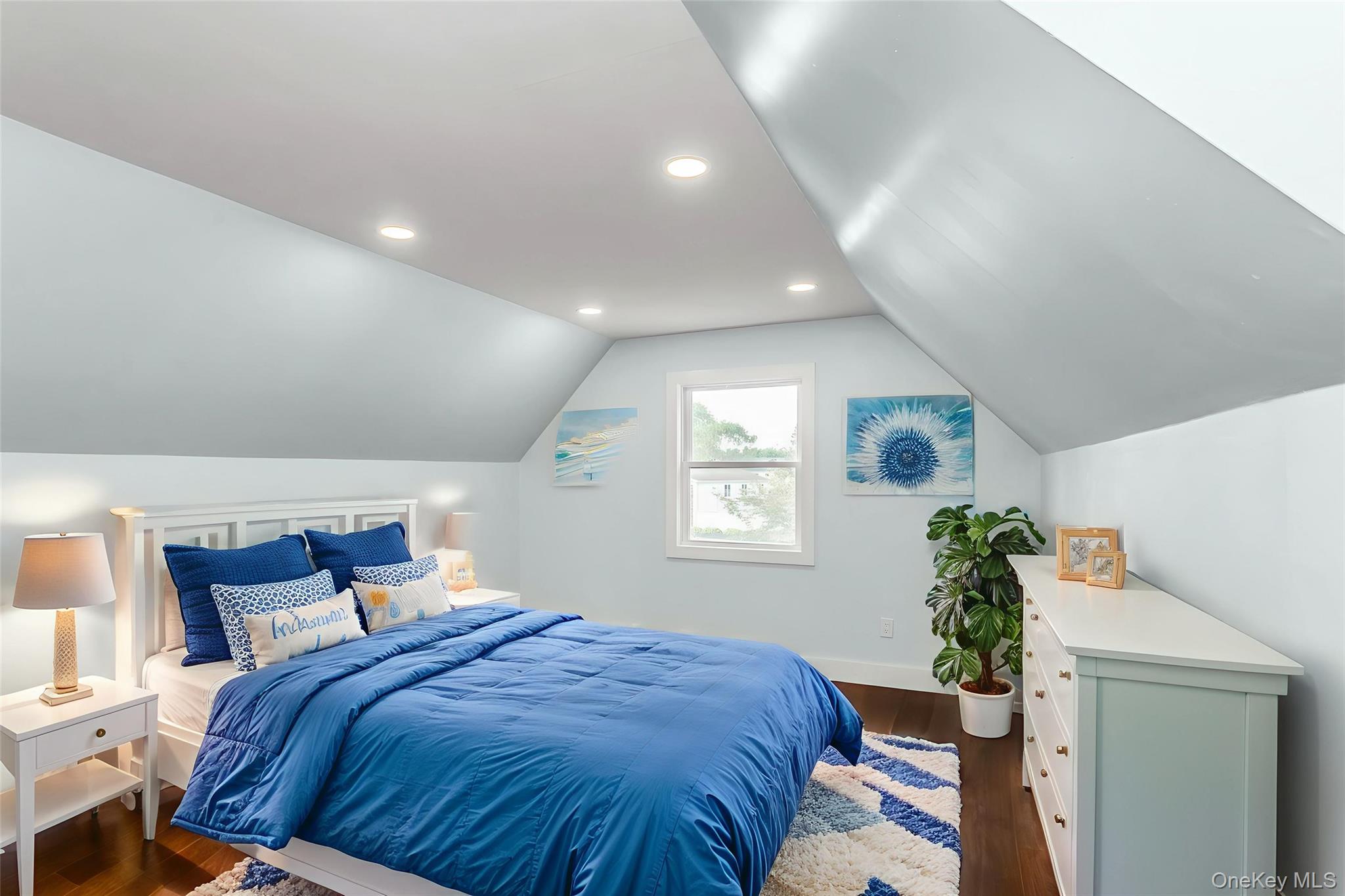 #20 photo, 907 Pearl Street, Bohemia , NY 11716