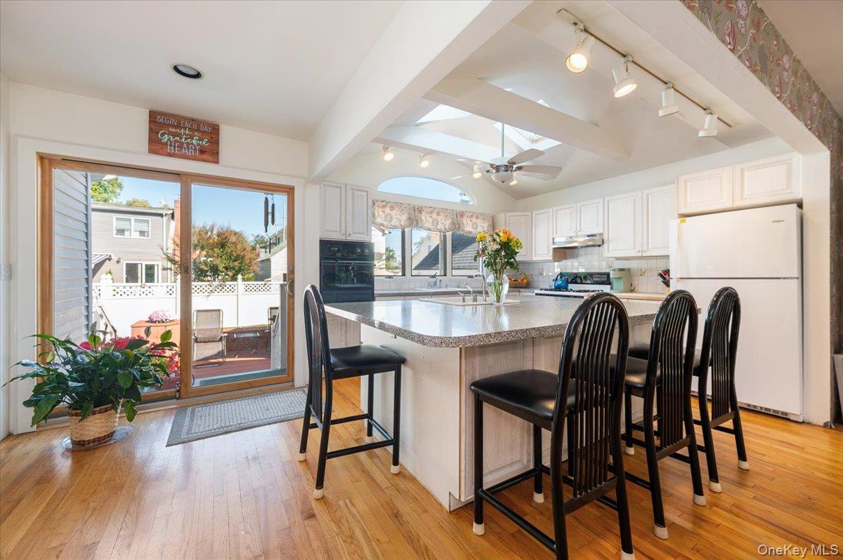 #10 photo, 23 Arthur Avenue, ナッソー郡 Bethpage , NY 11714