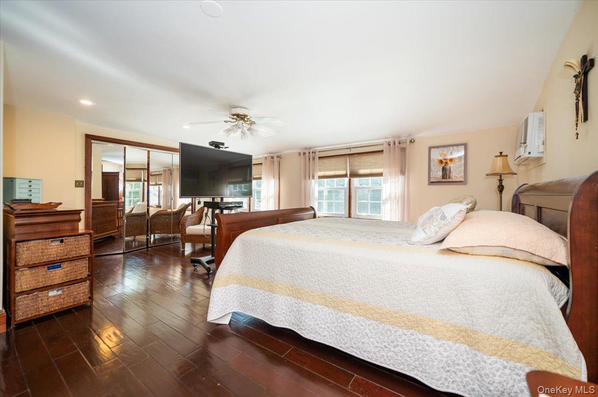 #14 photo, 23 Arthur Avenue, ナッソー郡 Bethpage , NY 11714