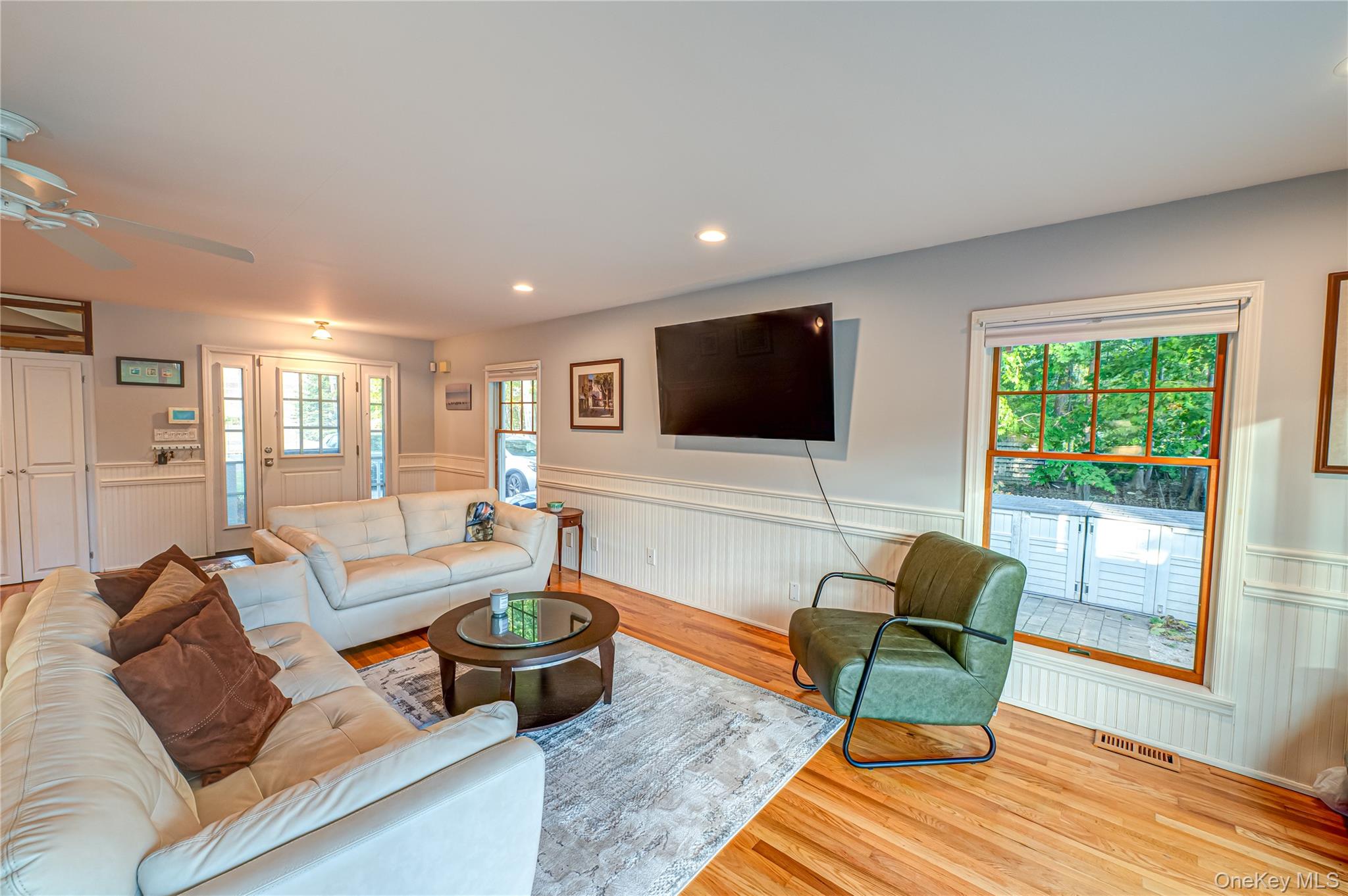 #6 photo, 190 Academy Street, Bayport , NY 11705