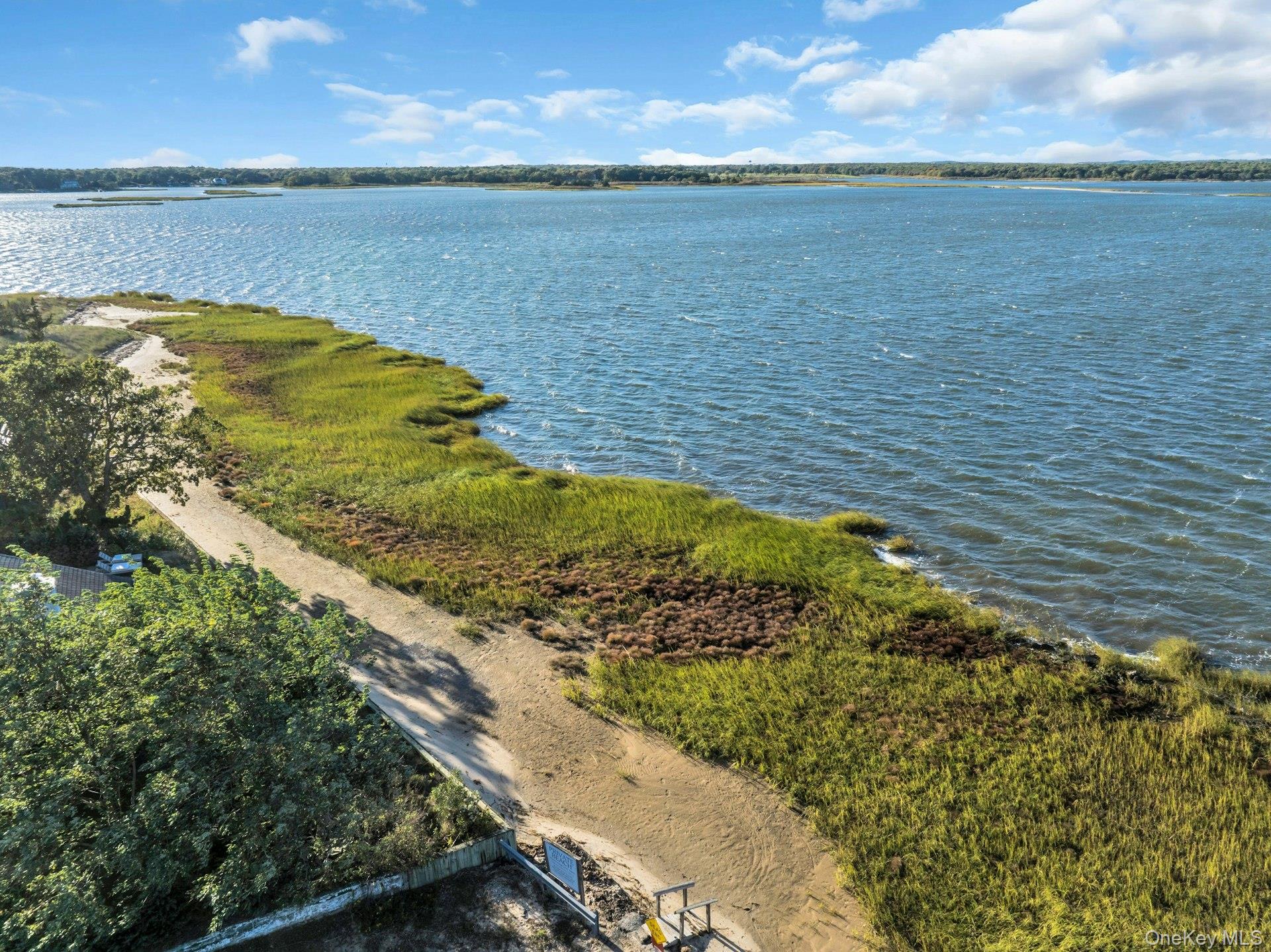 #20 photo, 130 Sylvan Avenue, サフォーク郡 Flanders , NY 11901