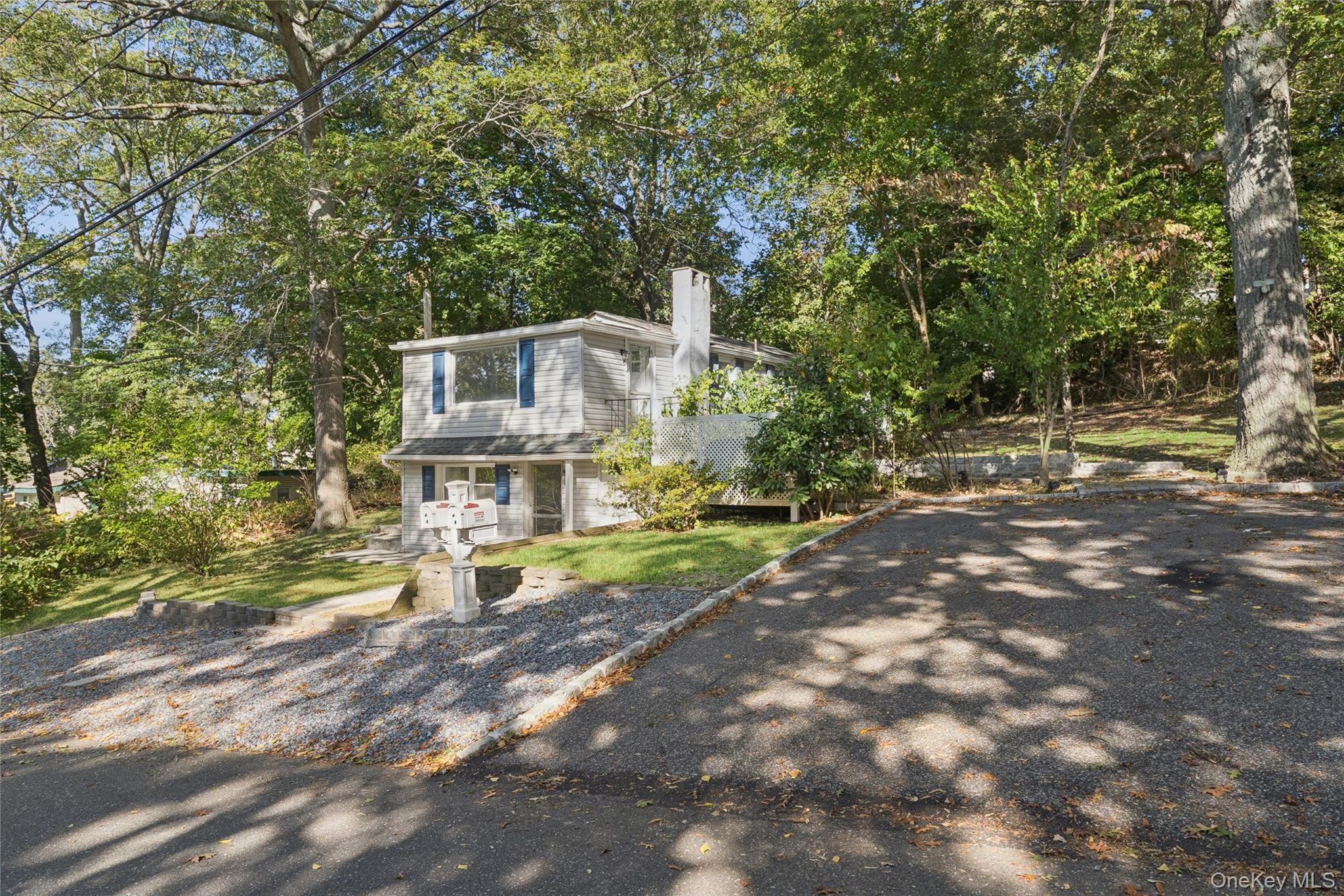 #2 photo, 7 Yucca Road, Rocky Point , NY 11778