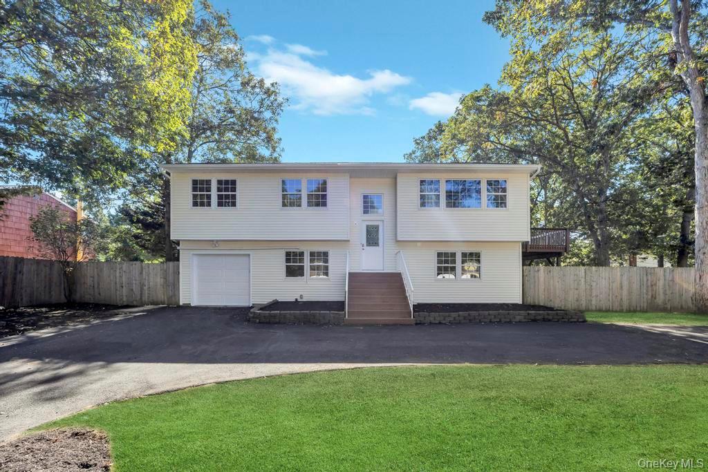 #1 photo, 2 Pearl Place, Greenlawn , NY 11740