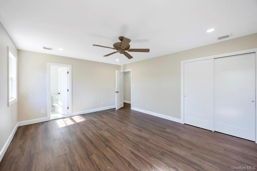 #17 photo, 2 Pearl Place, Greenlawn , NY 11740