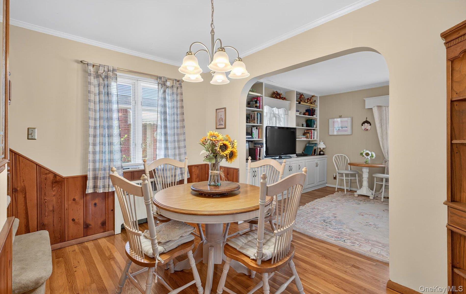 #6 photo, 227 Brown Street, ナッソー郡 Mineola , NY 11501