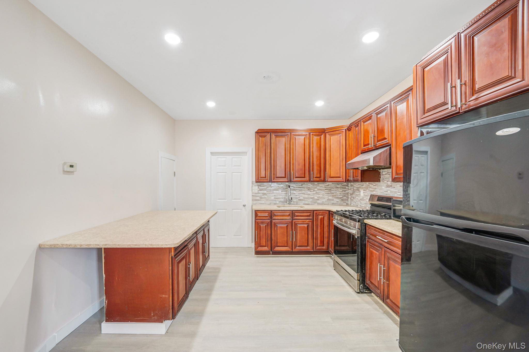 #13 photo, 10131 116th Street, クイーンズ区 Richmond Hill S. , NY 11419