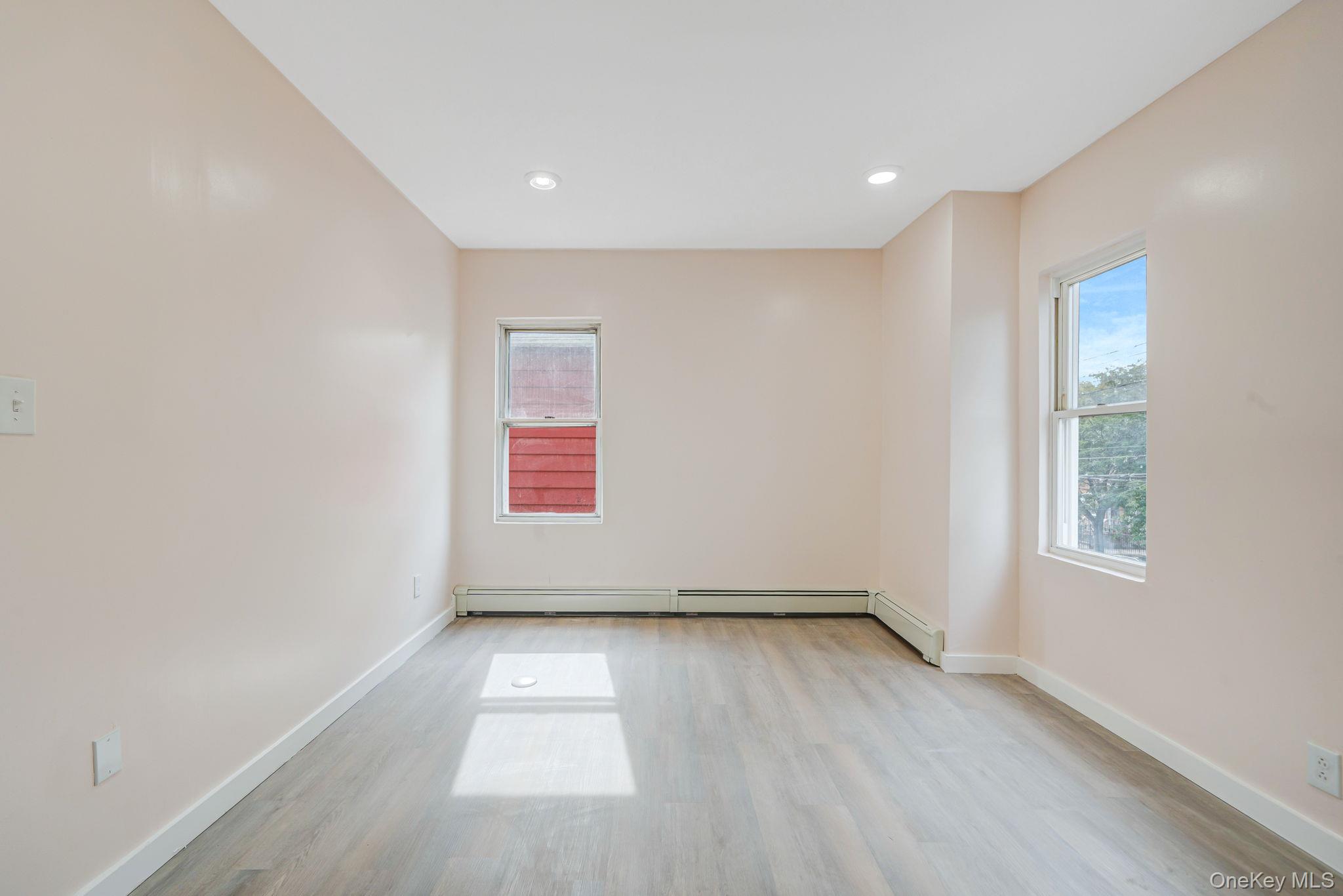 #7 photo, 10131 116th Street, クイーンズ区 Richmond Hill S. , NY 11419