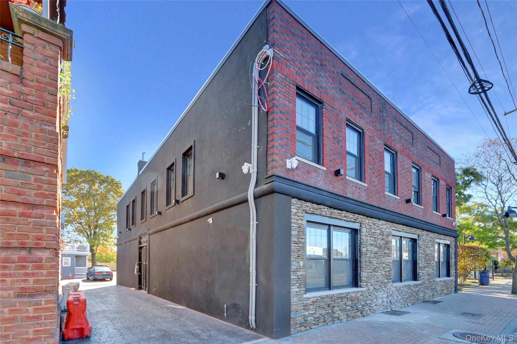 #8 photo, 610 Jericho Turnpike, New Hyde Park , NY 11040