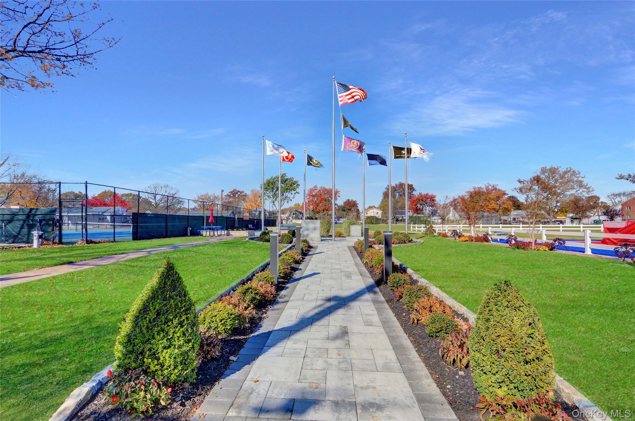 #9 photo, 610 Jericho Turnpike, New Hyde Park , NY 11040