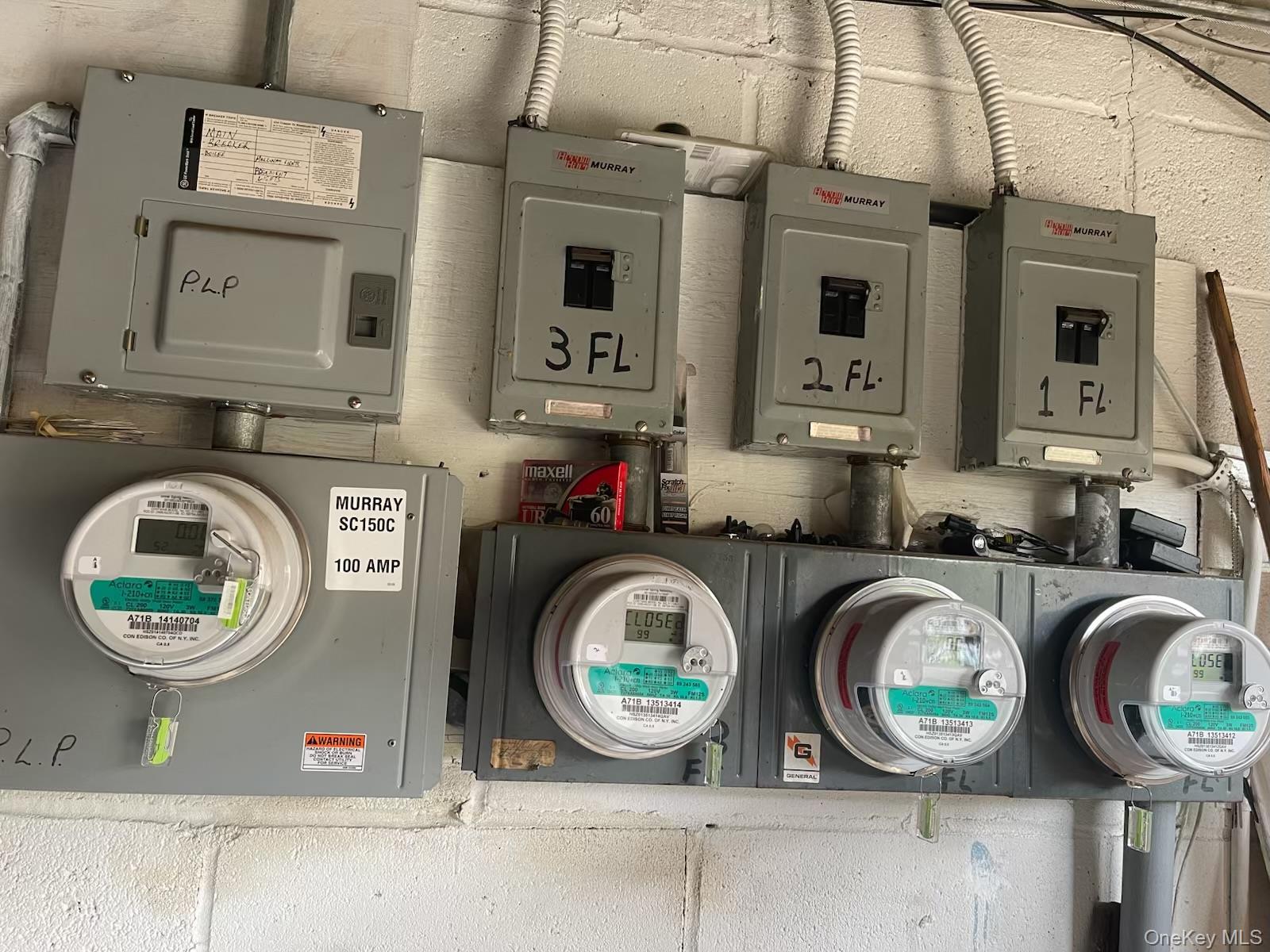 #4 photo, 3517 109th Street, クイーンズ区 Corona , NY 11368