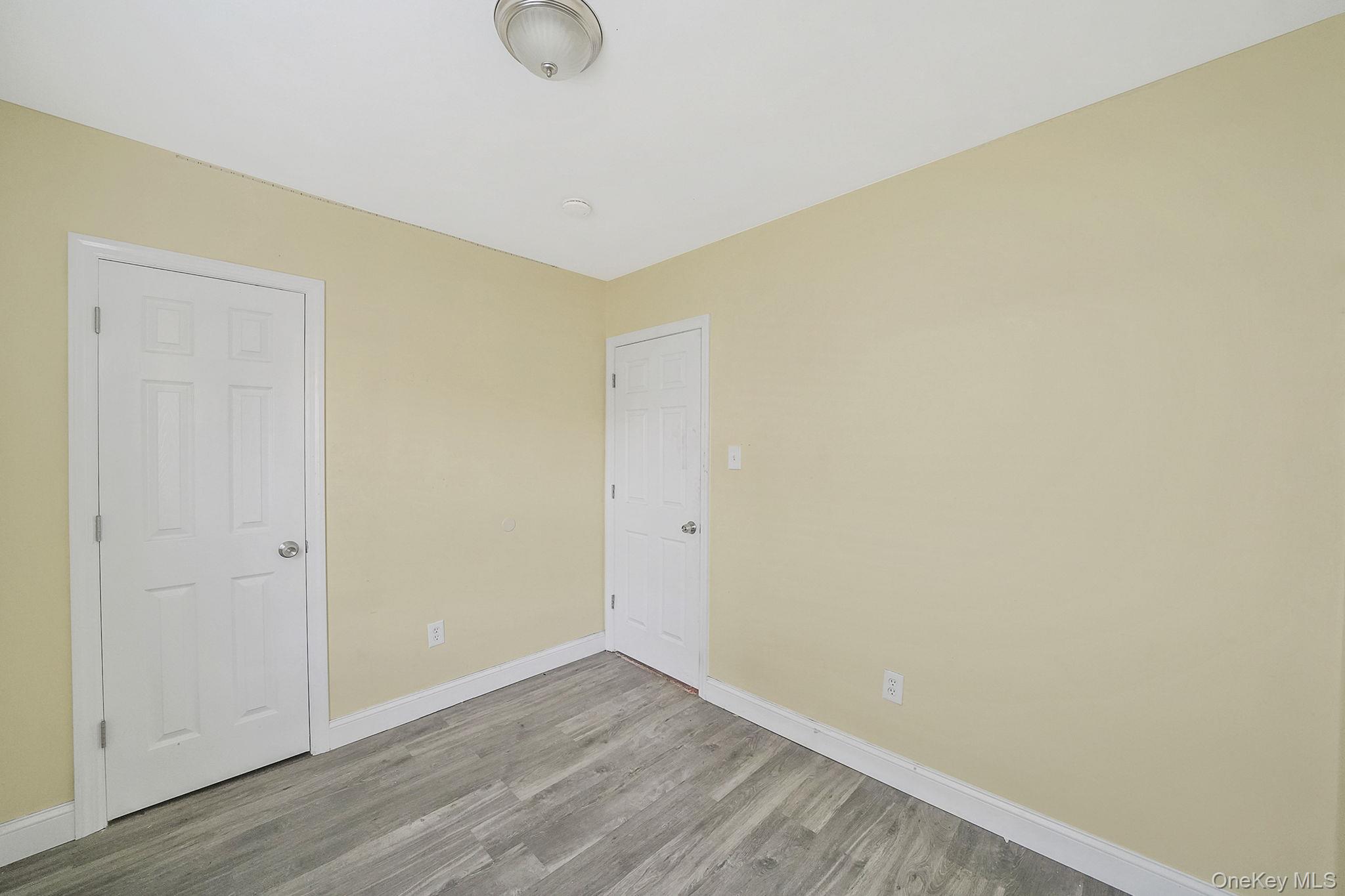 #15 photo, 110 2nd Avenue, Bay Shore , NY 11706