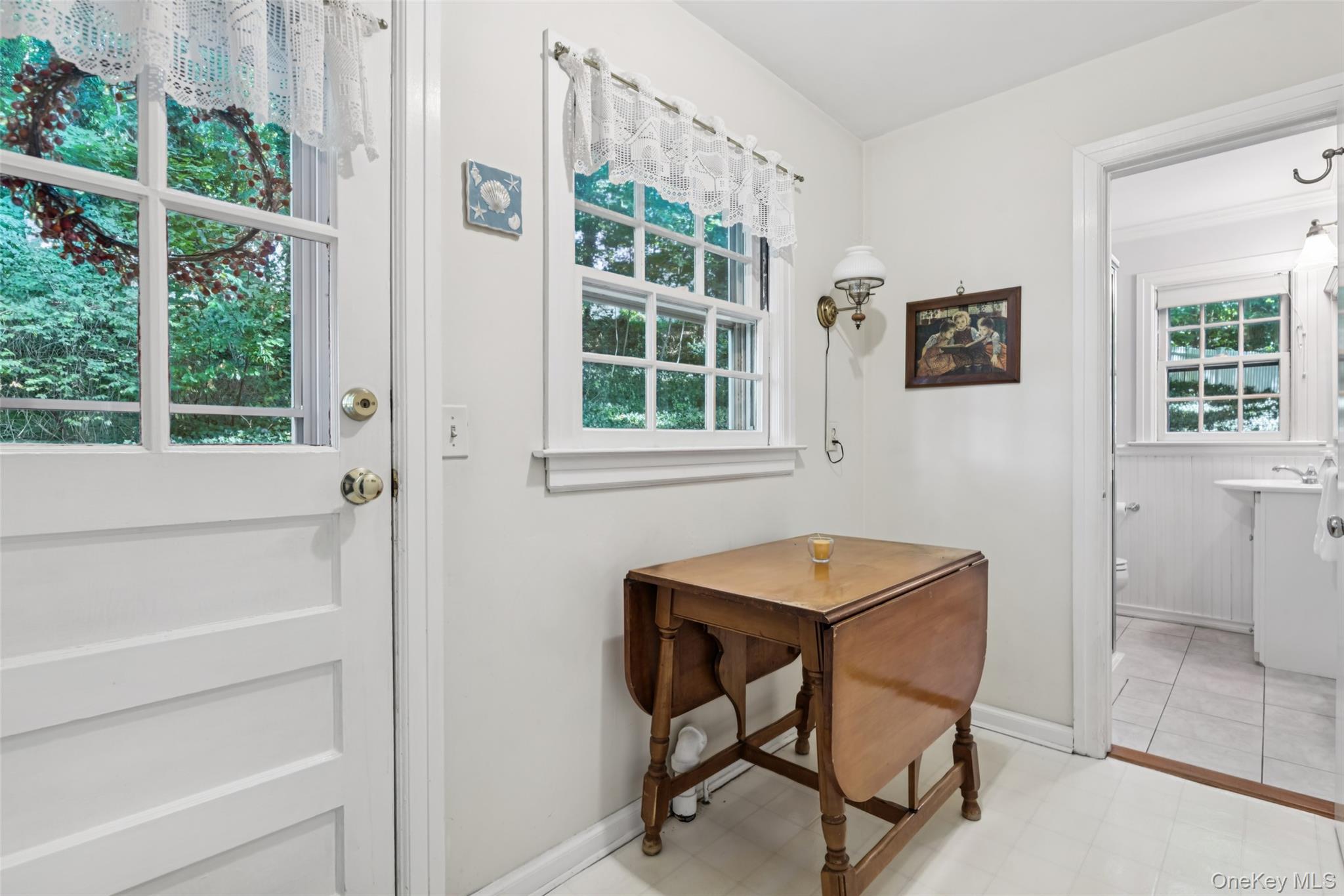 #12 photo, 3 Soundview Drive, Huntington , NY 11743