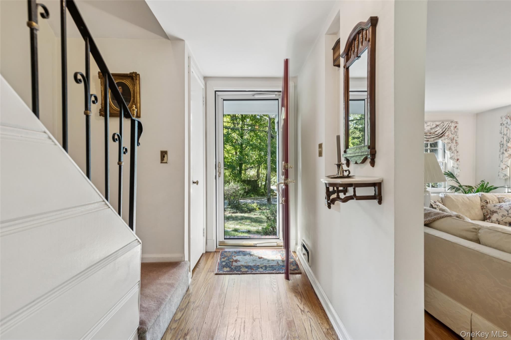 #17 photo, 3 Soundview Drive, Huntington , NY 11743