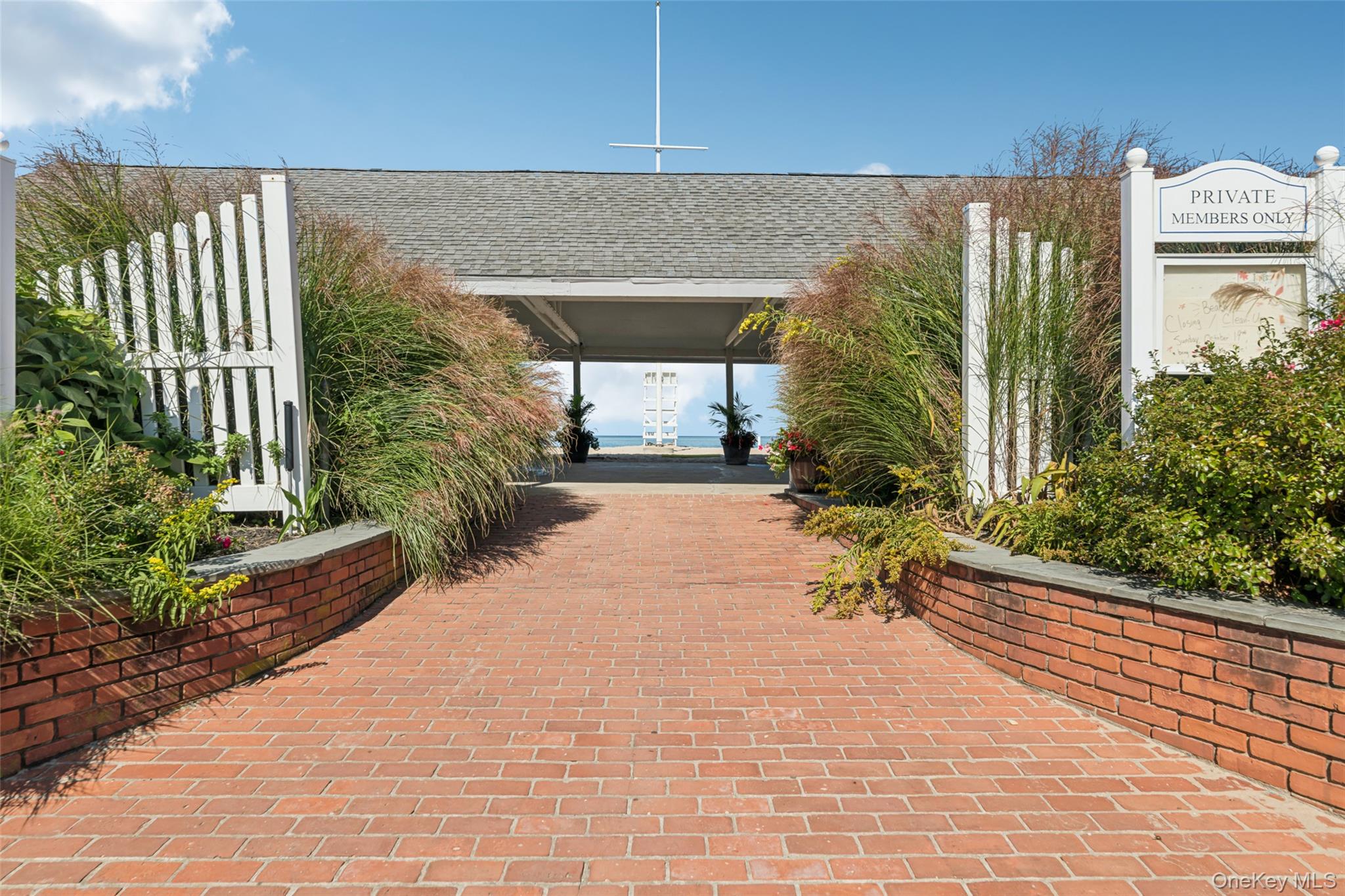 #2 photo, 3 Soundview Drive, Huntington , NY 11743