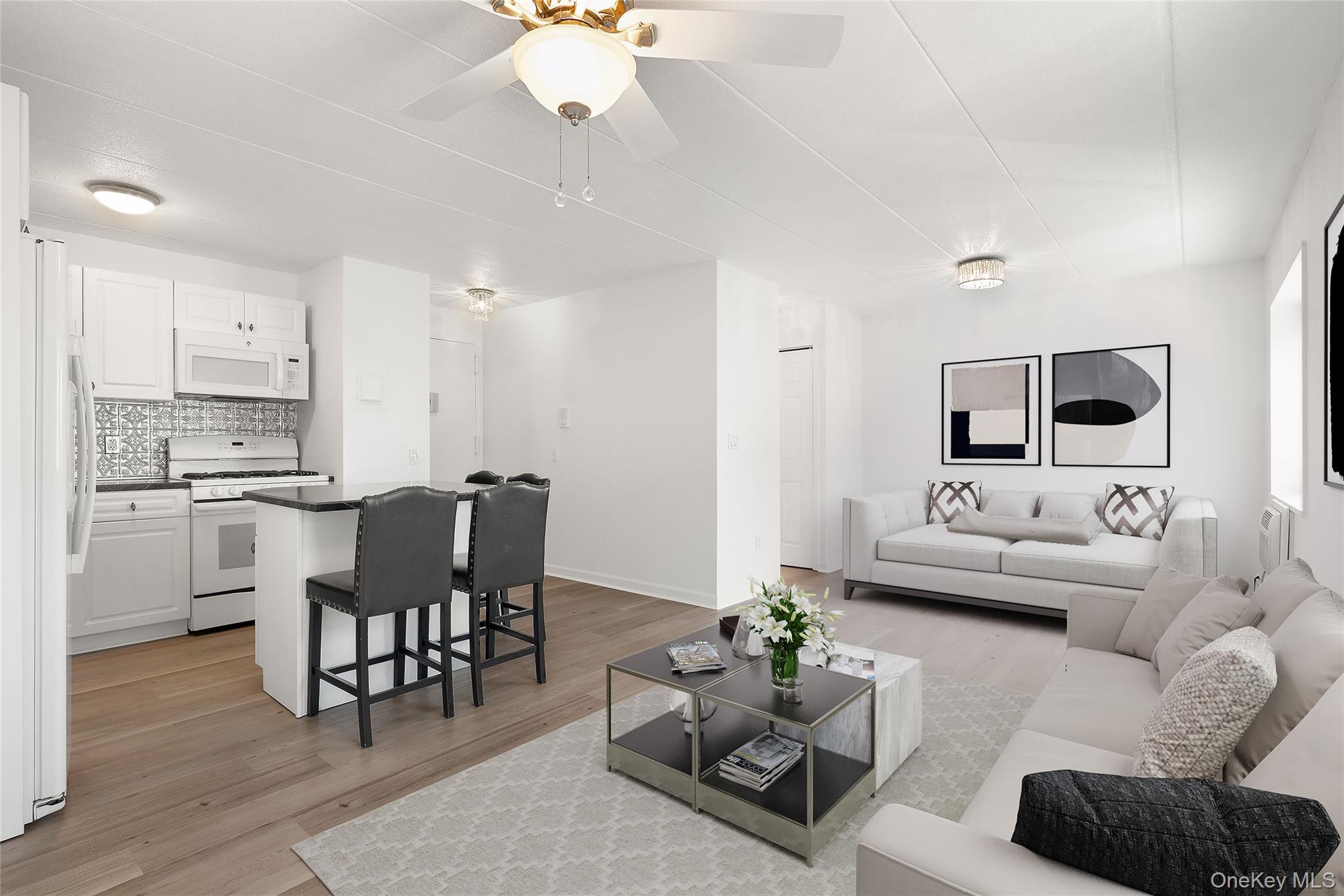 #10 photo, 666 Pelham Road, New Rochelle , NY 10805