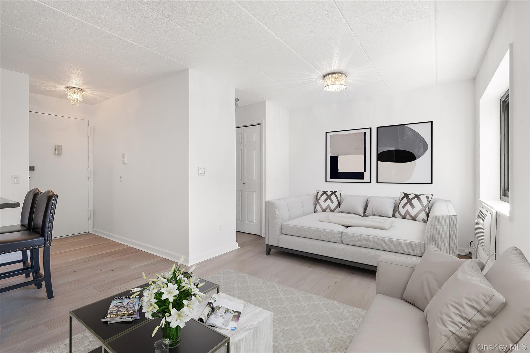 #13 photo, 666 Pelham Road, New Rochelle , NY 10805