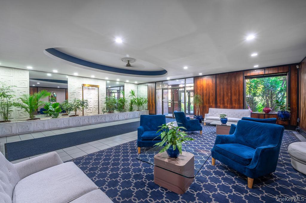 #3 photo, 666 Pelham Road, New Rochelle , NY 10805