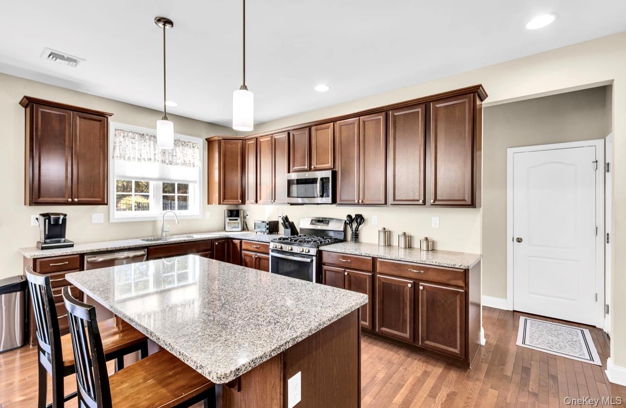 #13 photo, 59 Luthien Forest Road, Rock Tavern , NY 12553