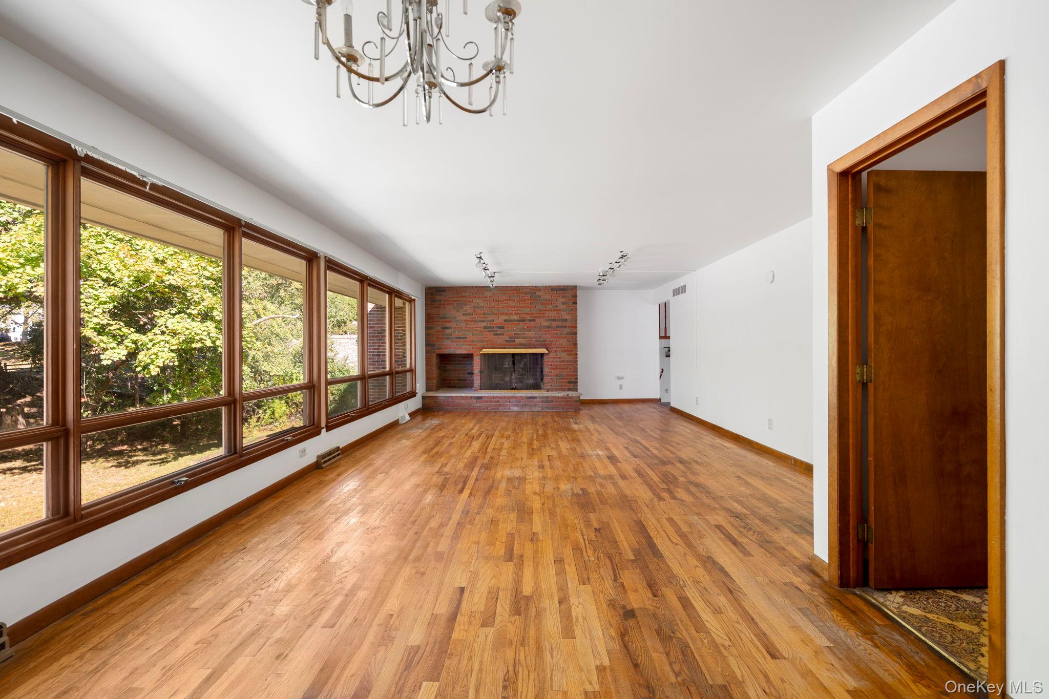 #18 photo, 37 Cathy Road, Poughkeepsie , NY 12603