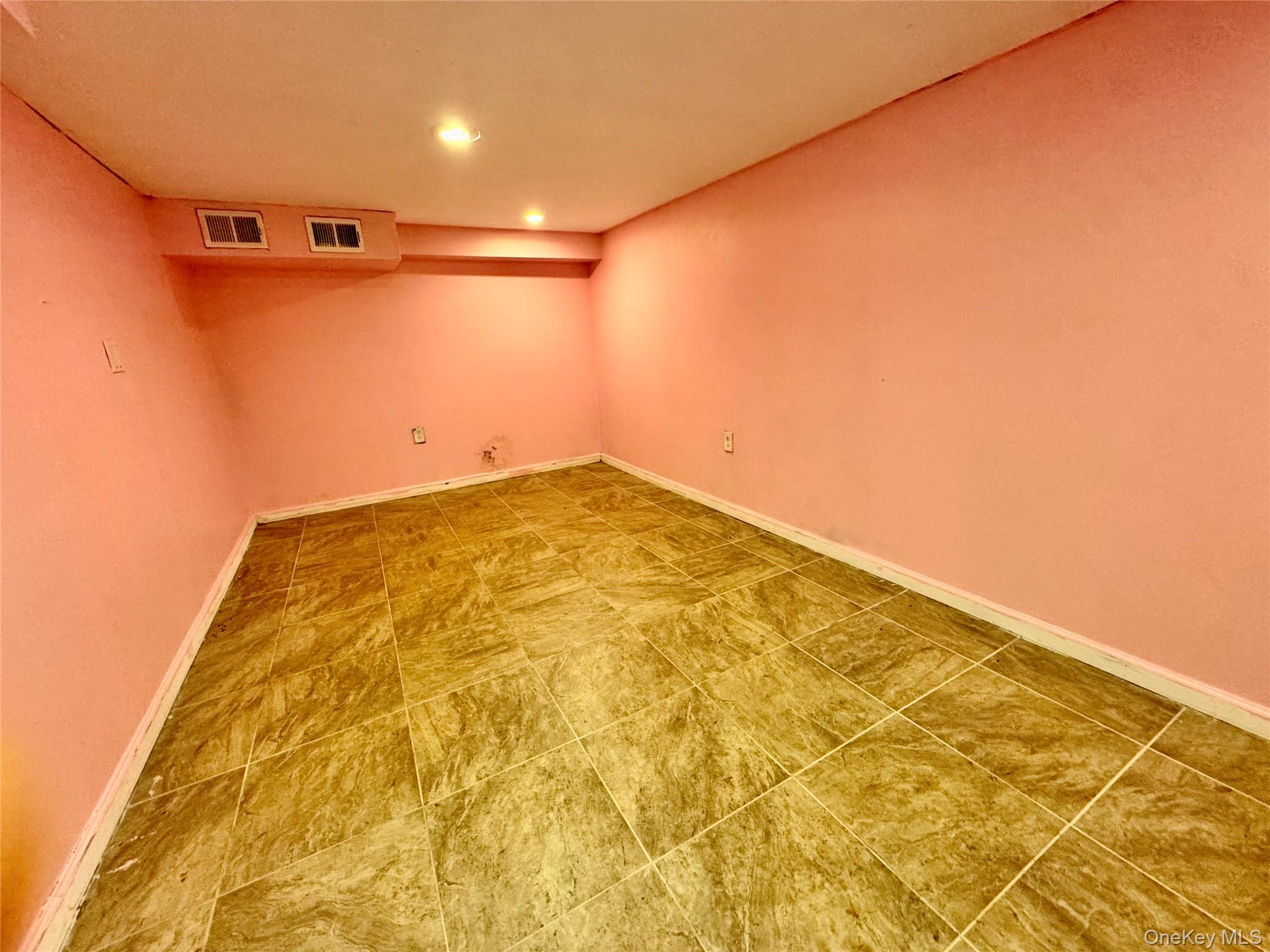 #11 photo, 438 Route 304, Bardonia , NY 10954