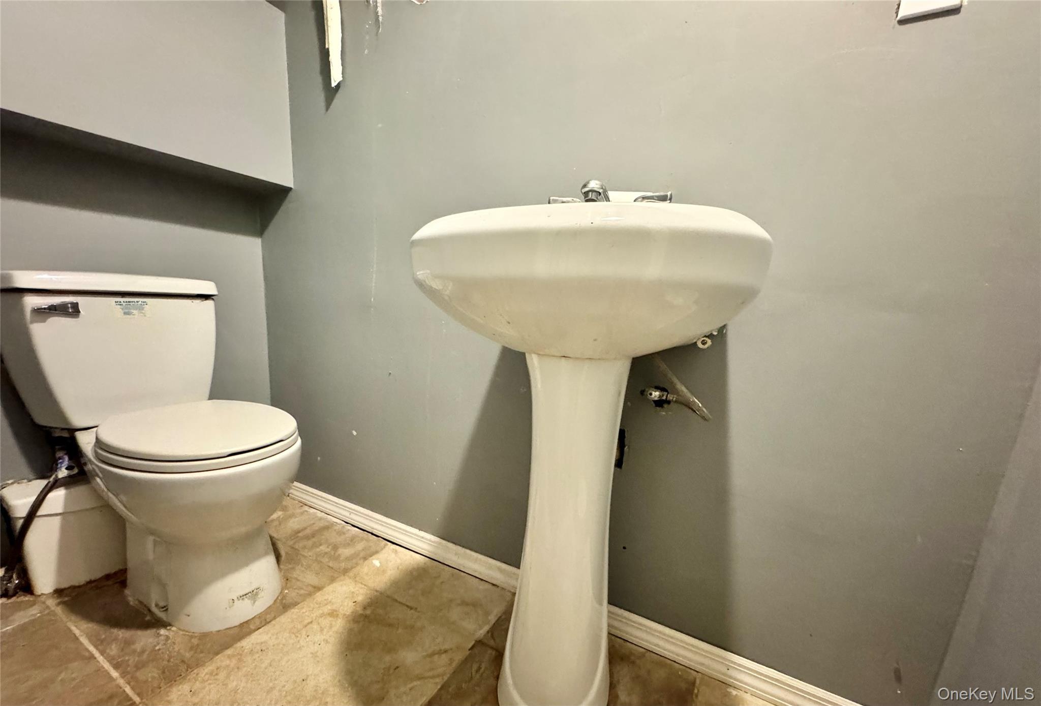 #12 photo, 438 Route 304, Bardonia , NY 10954