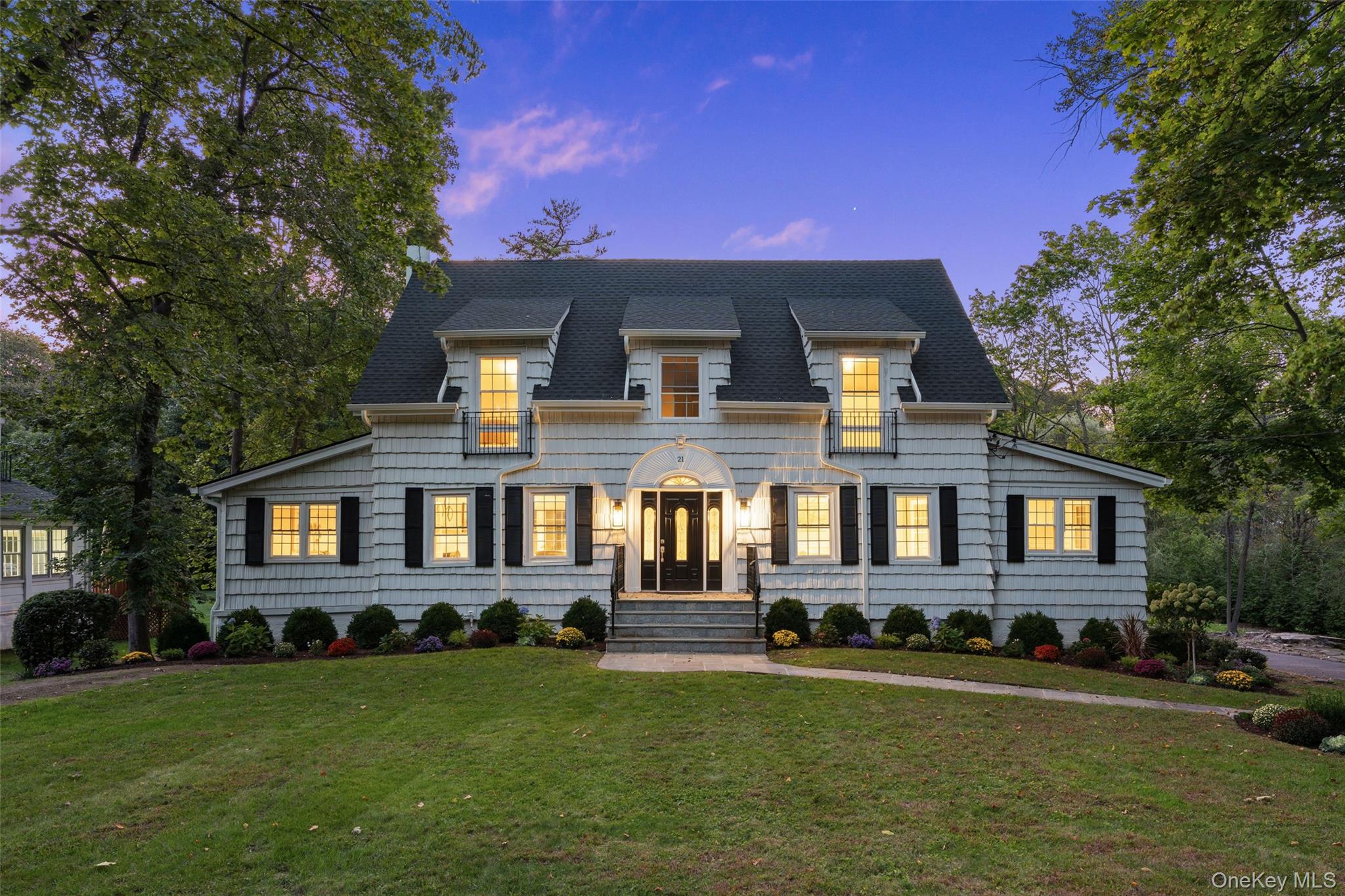 #1 photo, 21 Cambridge Road, Scarsdale , NY 10583