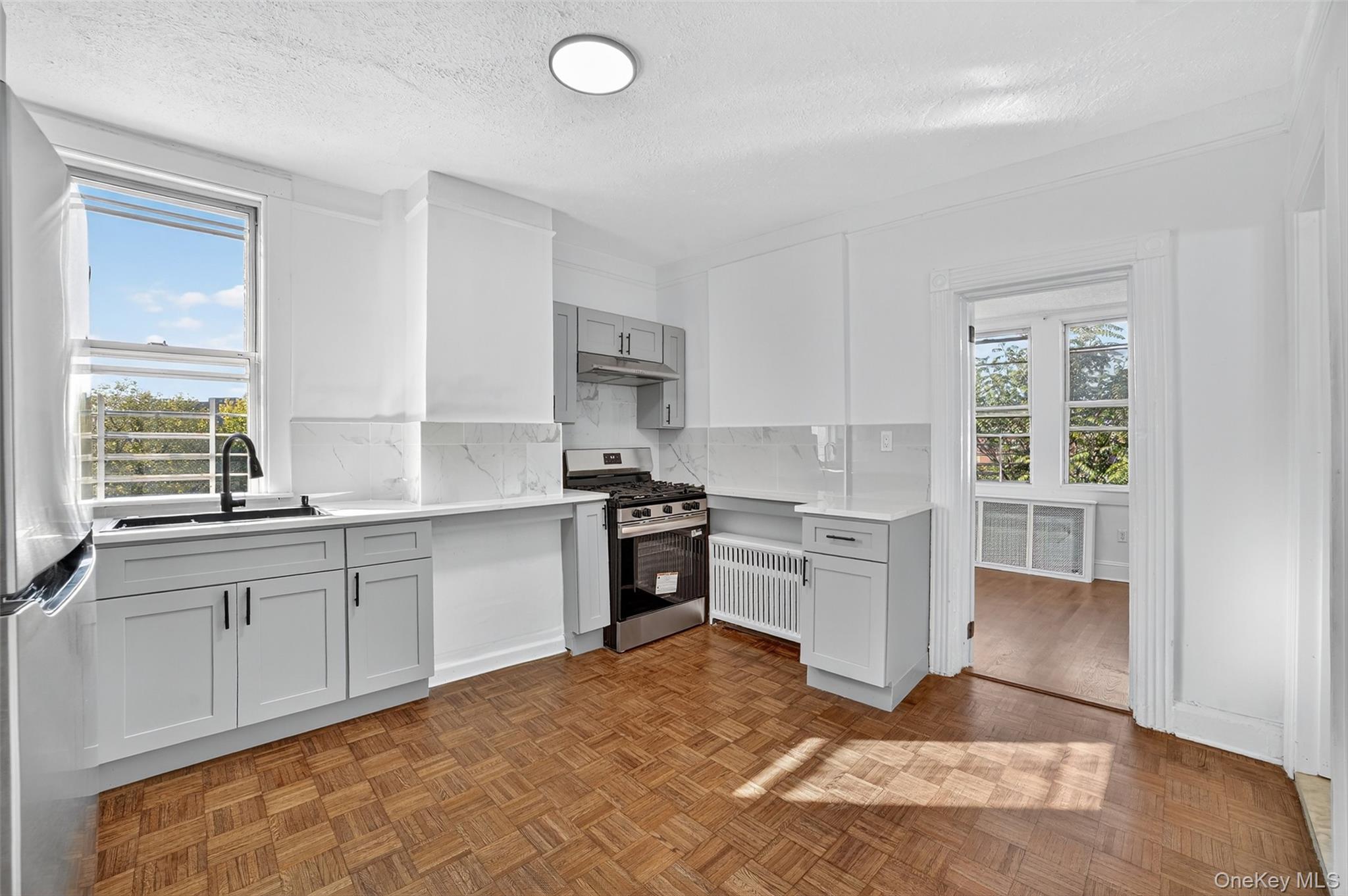 #2 photo, 59 Park Hill Avenue, Yonkers , NY 10701