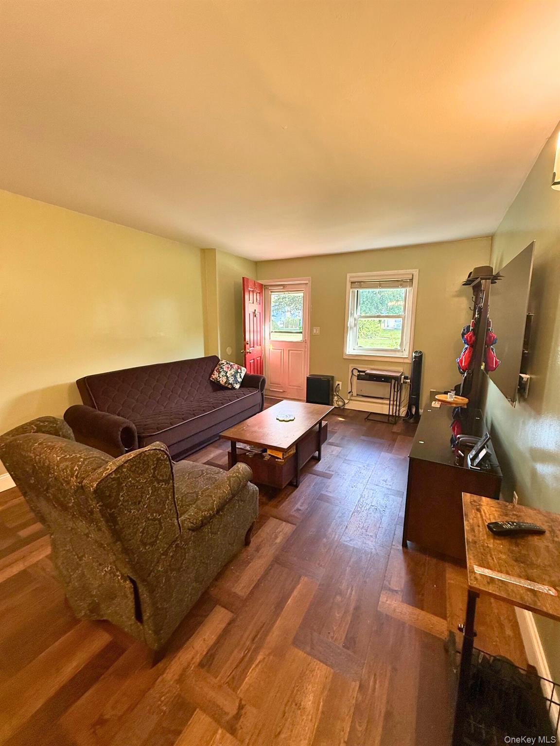 #5 photo, 15 Harrison Avenue, サフォーク郡 Amityville , NY 11701