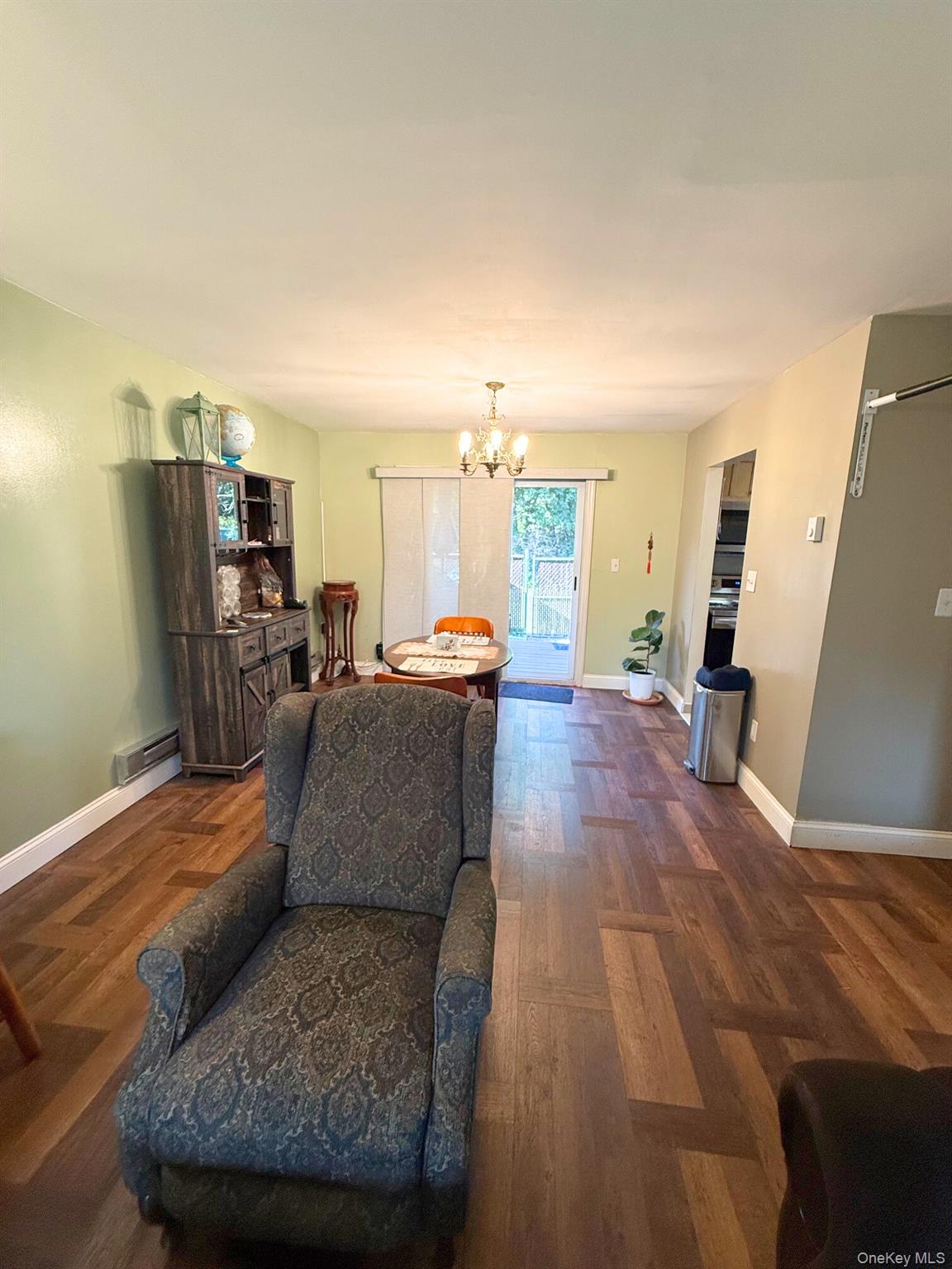 #6 photo, 15 Harrison Avenue, サフォーク郡 Amityville , NY 11701