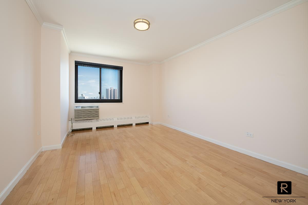 #4 photo, 90 Gold Street, マンハッタン Seaport District , NY 10038