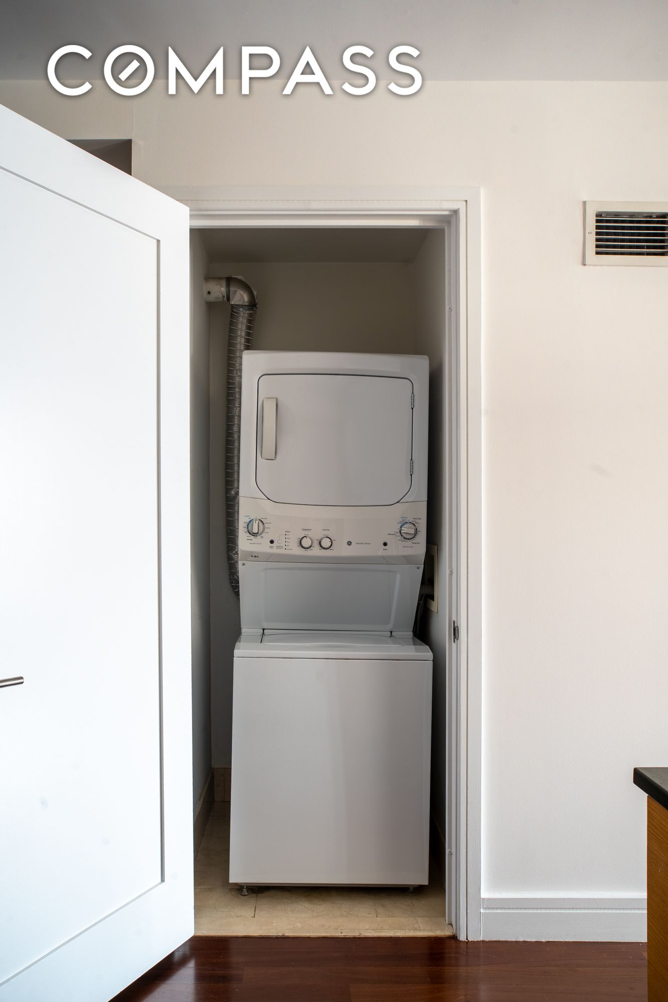 #15 photo, New York City, マンハッタン Battery Park City , NY 10004