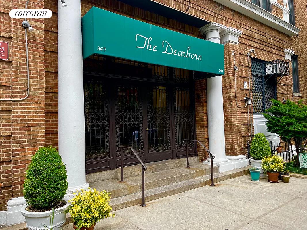 #8 photo, 345 MONTGOMERY Street, ブルックリン区 Crown Heights , NY 11225