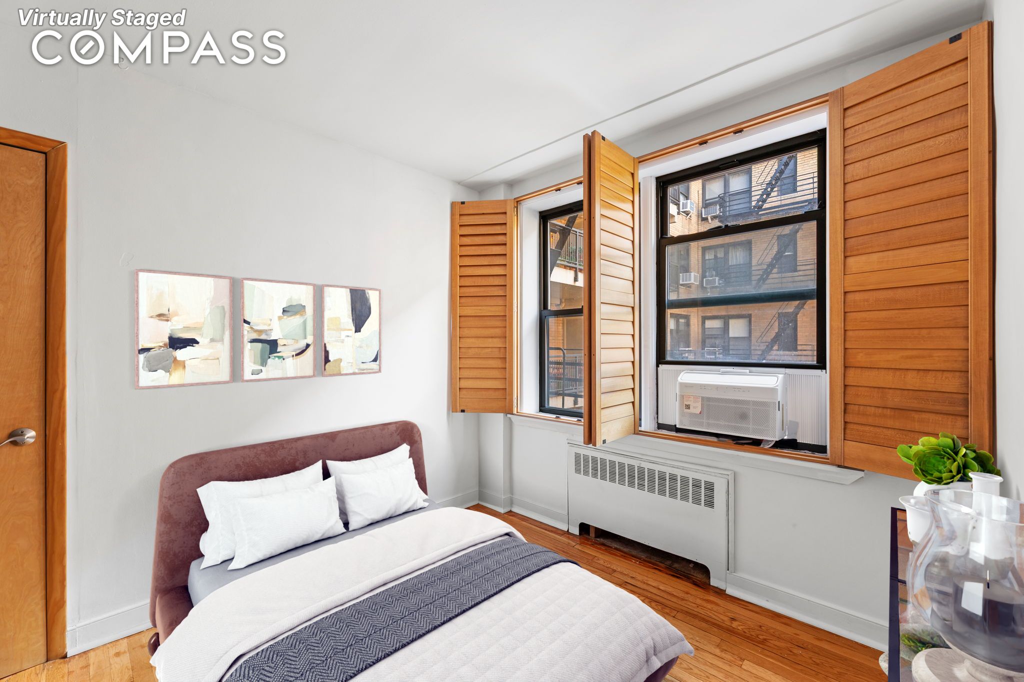 #6 photo, 60 E 9th Street, Greenwich Village , NY 10003