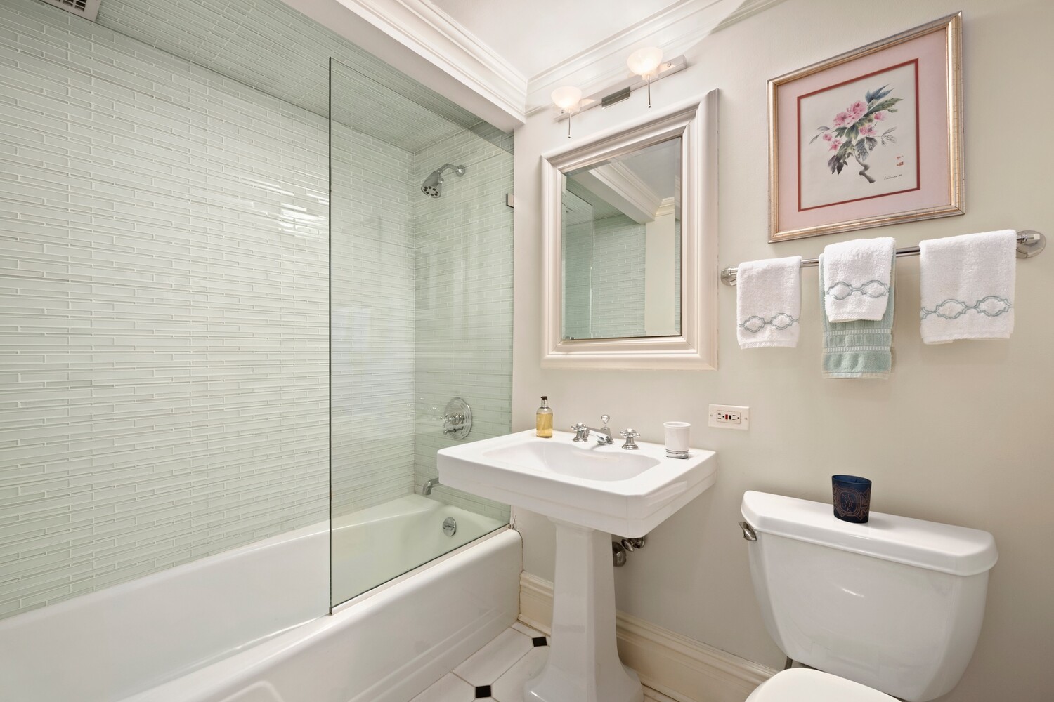 #11 photo, 10 E 70TH Street, Lenox Hill , NY 10021