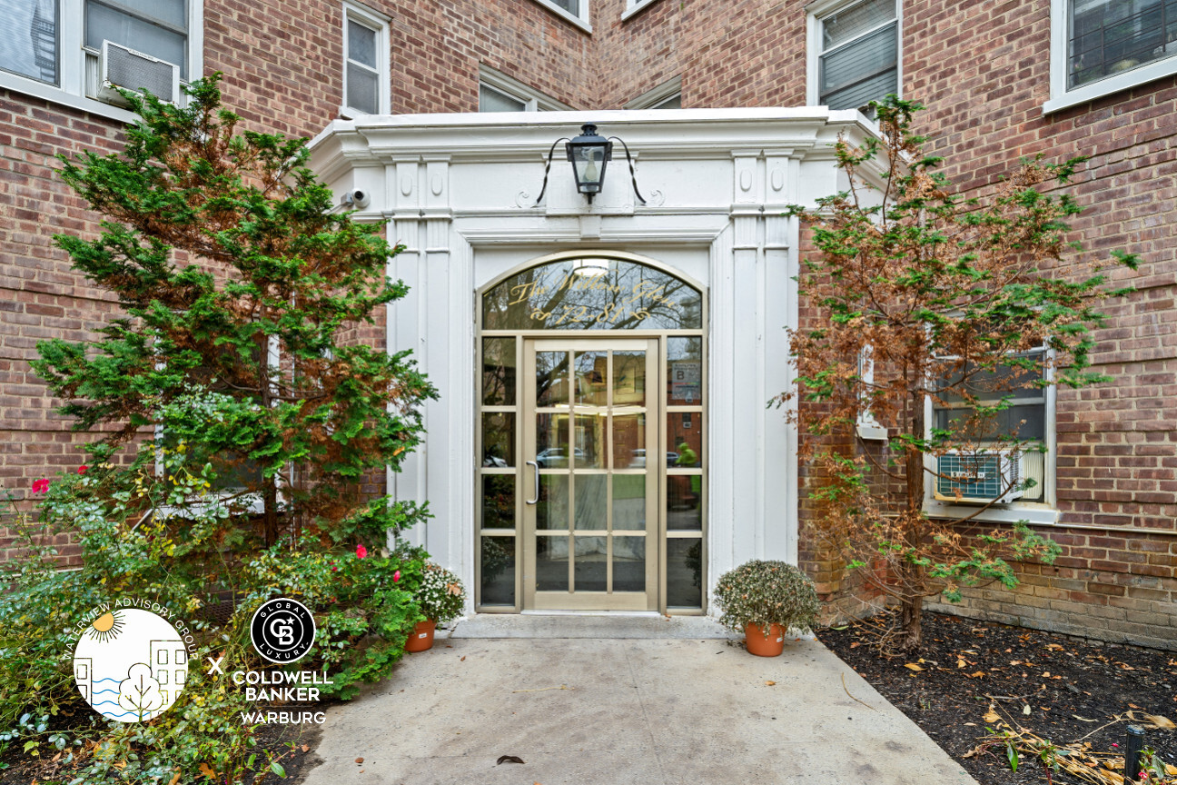 #18 photo, 72-81 113TH Street, Forest Hills , NY 11375