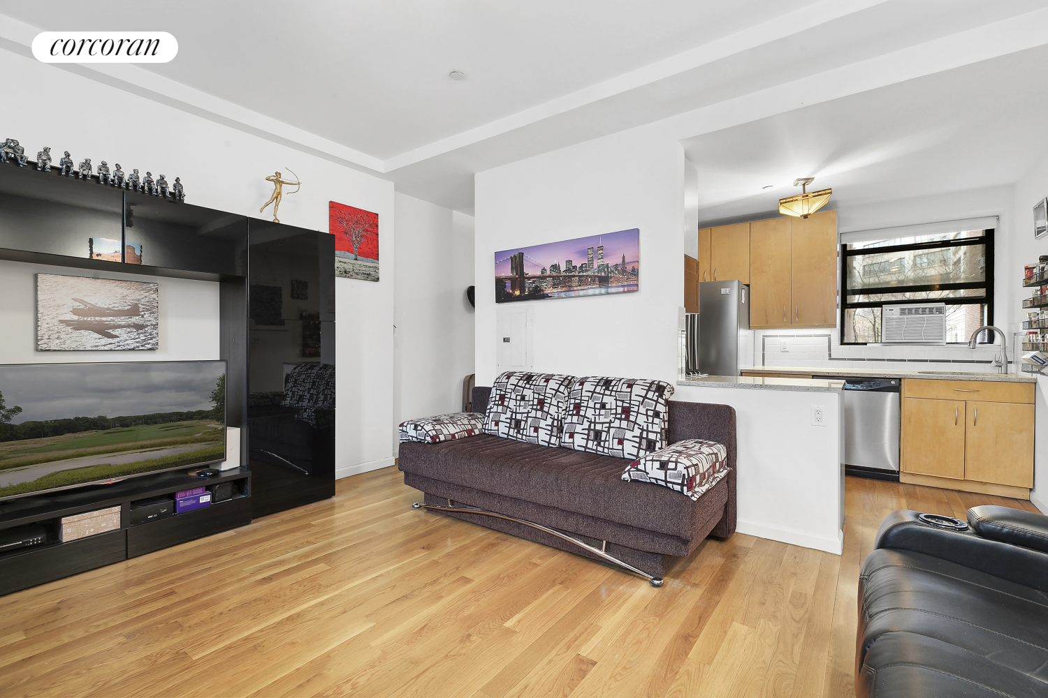 #4 photo, 250 MANHATTAN Avenue, South Harlem , NY 10026