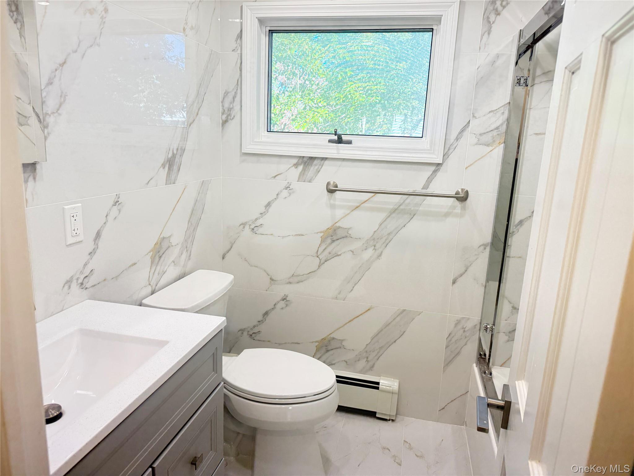 #10 photo, 56 Heisser Lane, ナッソー郡 Farmingdale , NY 11735