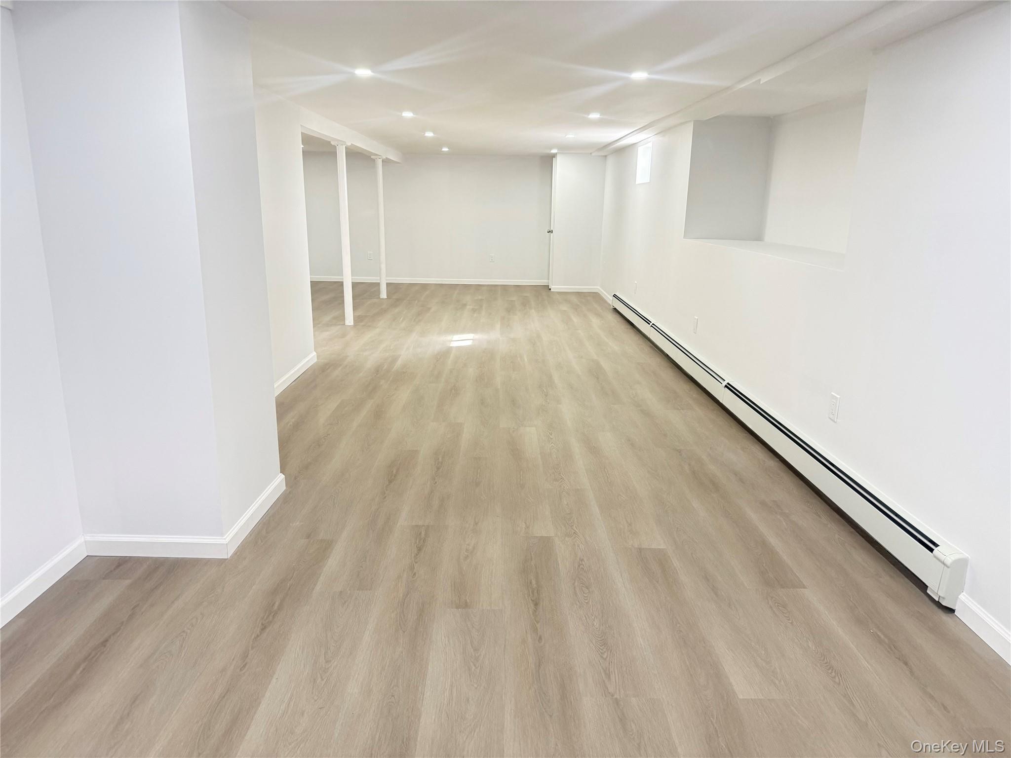 #16 photo, 56 Heisser Lane, ナッソー郡 Farmingdale , NY 11735