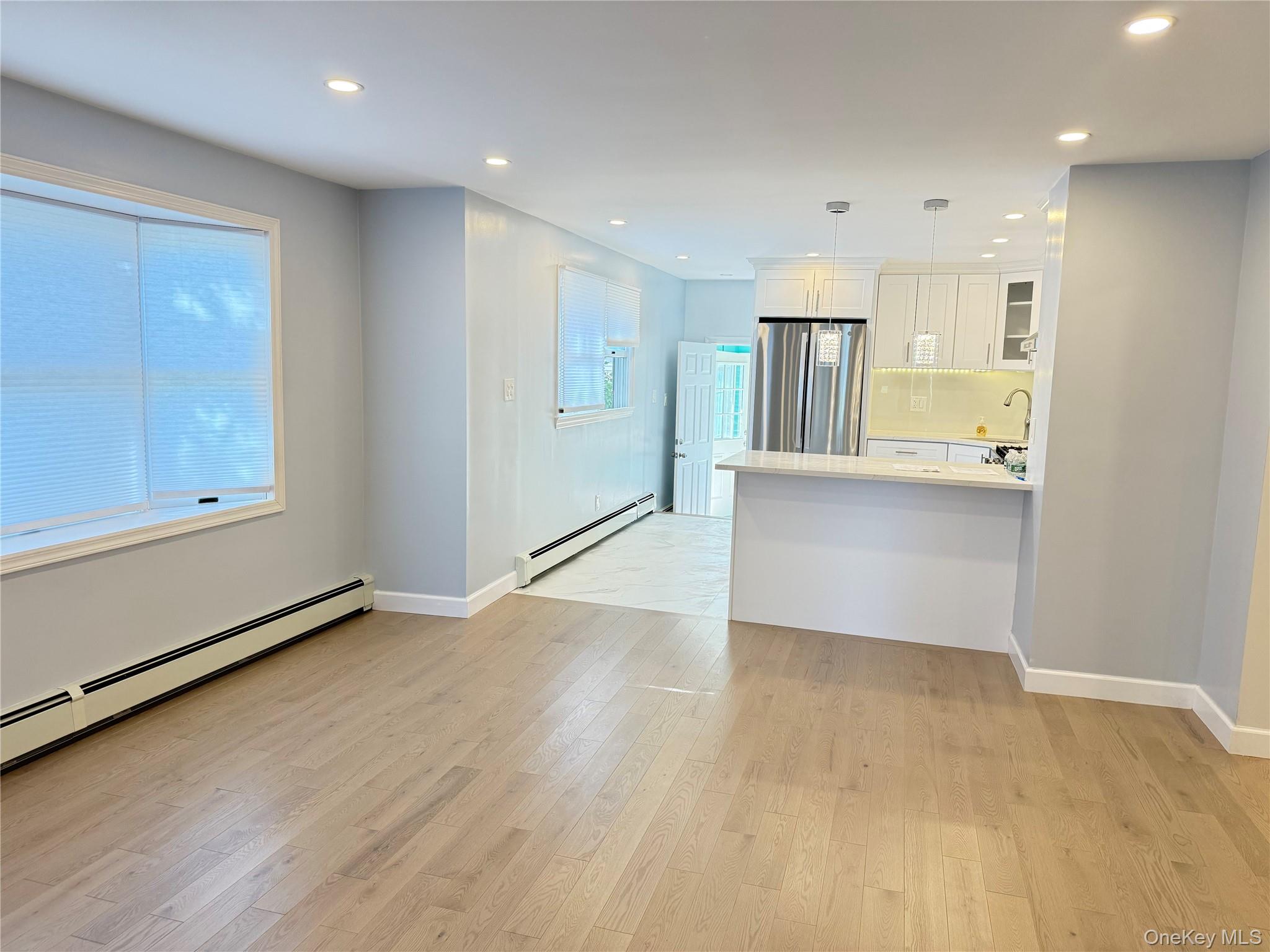 #4 photo, 56 Heisser Lane, ナッソー郡 Farmingdale , NY 11735