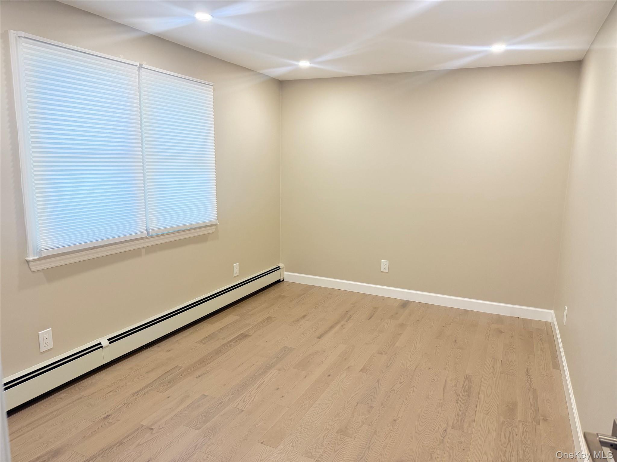 #8 photo, 56 Heisser Lane, ナッソー郡 Farmingdale , NY 11735