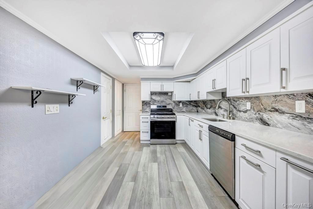 #6 photo, 940 Union Street, Bohemia , NY 11716