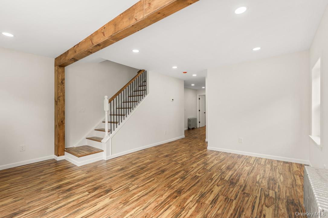 #5 photo, 31 Grove Street, Hempstead , NY 11550